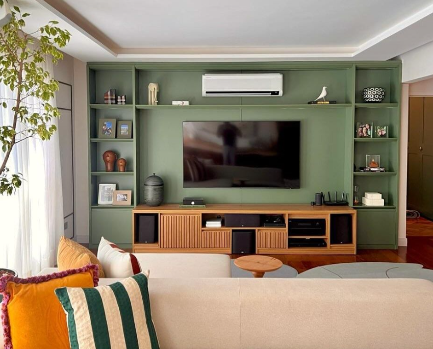 Onde posicionar a TV? Dicas de arquitetura e interiores para medidas ideais