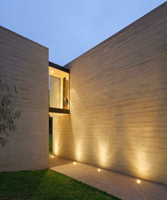 Como valorizar sua casa com iluminação externa